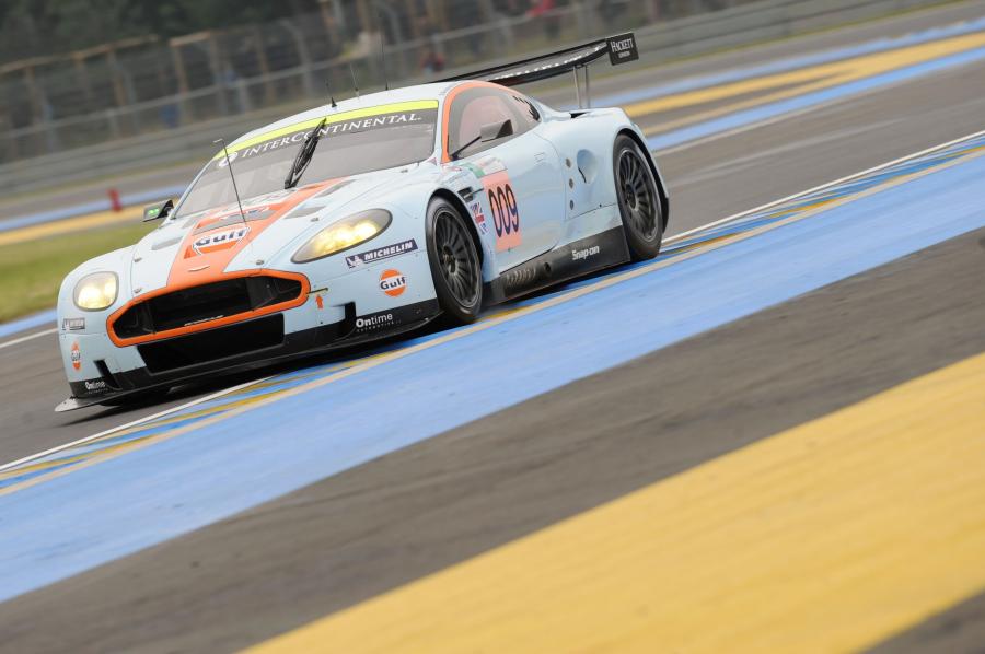  Aston Martin DBR9 Gulf Oil Livery 2008 года  (фото 11 из 26)